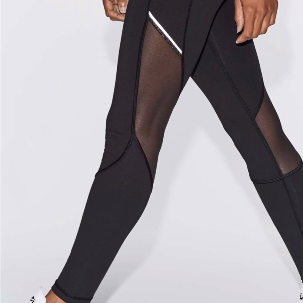 #20 Lululemon miles ahead leggings🍋 - Picture 2 of 10
